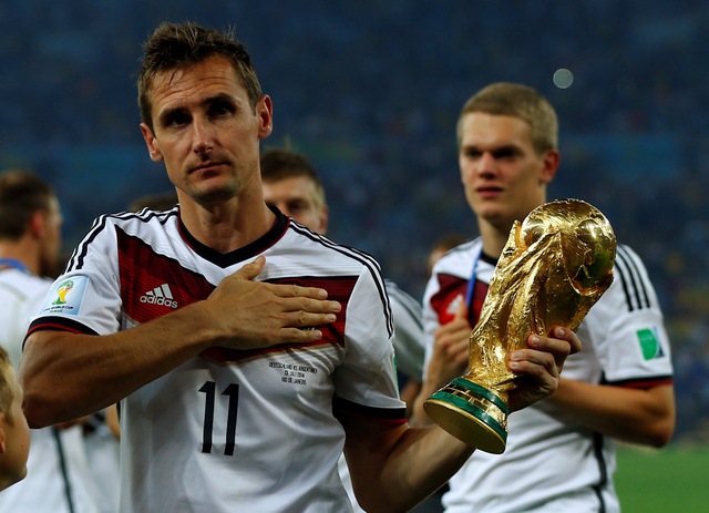 Top 15 chân sút hàng đầu lịch sử World Cup- Ảnh 1.