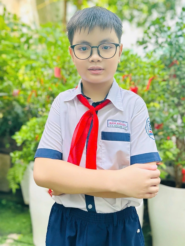 Gương mặt Con ngoan trò giỏi: Tay vợt nhí mê học lập trình - Ảnh 1.