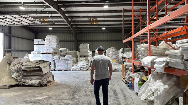 The perfect pitch is the goal for World Cup grass growers - Ảnh 5.