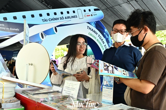 Bạn trẻ có thêm nhiều lựa chọn thanh toán thông minh tại Lễ hội Tài chính số 2026 - Ảnh 5.