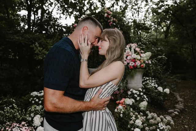 Trước thềm hôn lễ thế kỷ, Taylor Swift liên tiếp đón tin vui- Ảnh 4.
