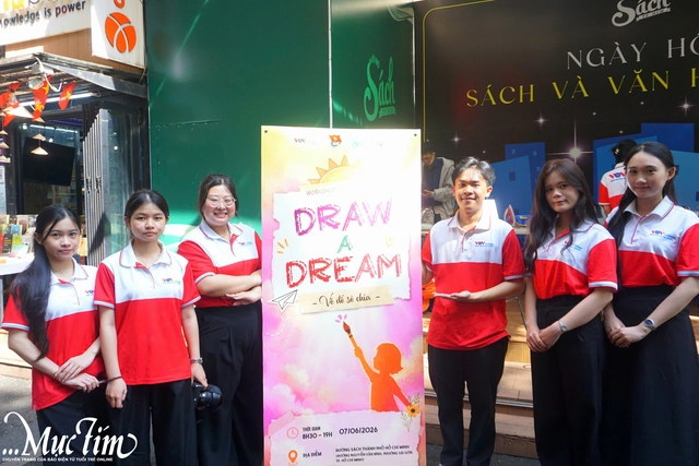 Bạn trẻ tạo ‘cầu nối’ giữa nghệ thuật và thiện nguyện thông qua workshop gây quỹ - Ảnh 1.