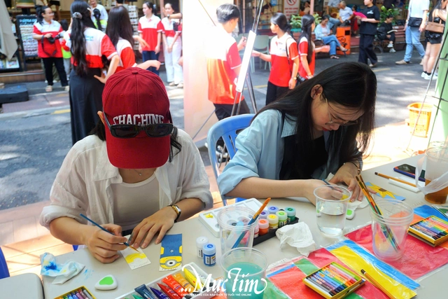 Bạn trẻ tạo ‘cầu nối’ giữa nghệ thuật và thiện nguyện thông qua workshop gây quỹ - Ảnh 4.