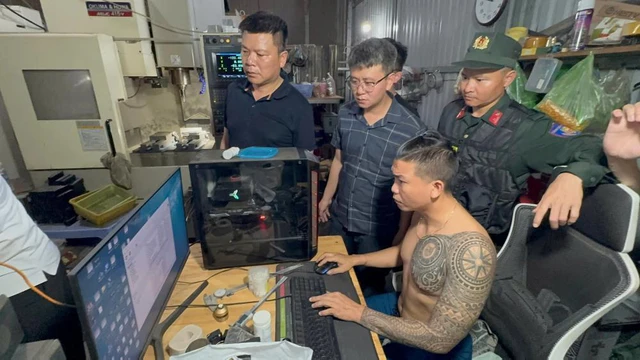 2 large illegal military-grade weapon factories dismantled in Ho Chi Minh City, Dong Nai - Ảnh 5.