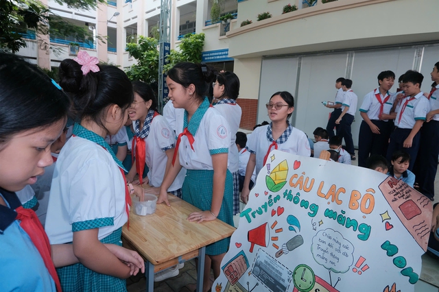 Chuyến tàu Em yêu Tổ quốc Việt Nam sắp lăn bánh - Ảnh 2.