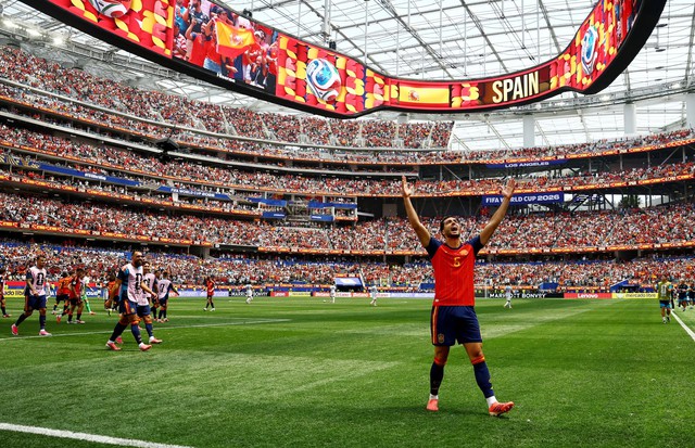 Magic Merino strikes again as Spain down Belgium to reach World Cup semis- Ảnh 7.