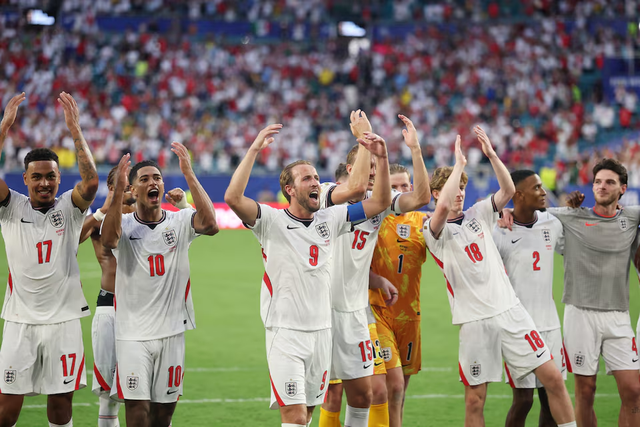 Bellingham double fires England past Norway into World Cup semis- Ảnh 3.