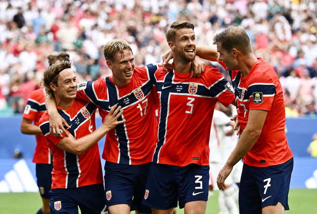 Bellingham double fires England past Norway into World Cup semis- Ảnh 8.