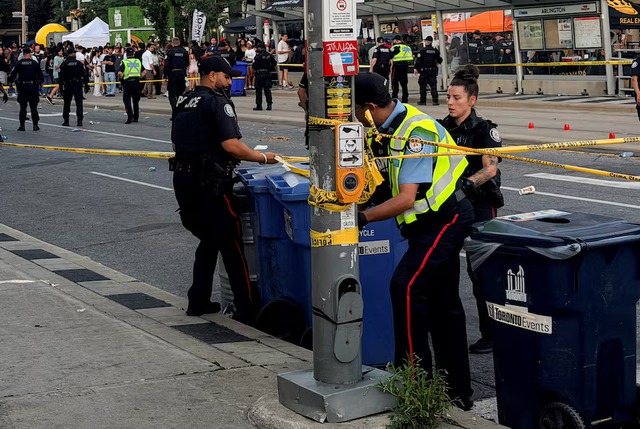 Toronto active shooter incident leaves 5 people injured, 2 dead, police say- Ảnh 5.