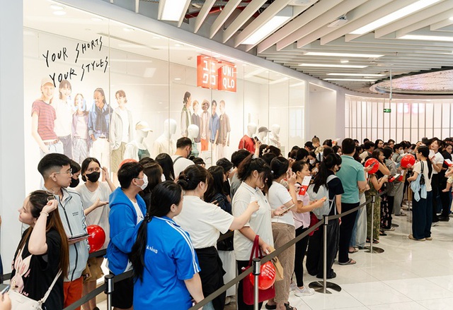 Global retail giants gravitate to Da Nang as shopping mall boom gathers pace- Ảnh 1.