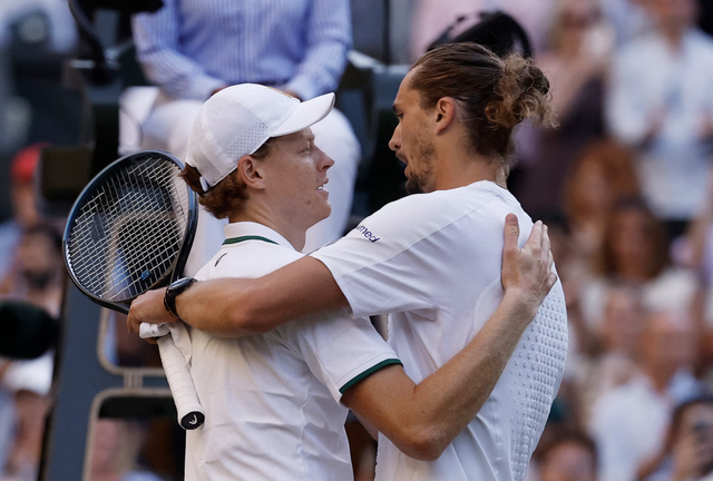 Sinner fends off Zverev in power battle to retain Wimbledon crown - Ảnh 2.