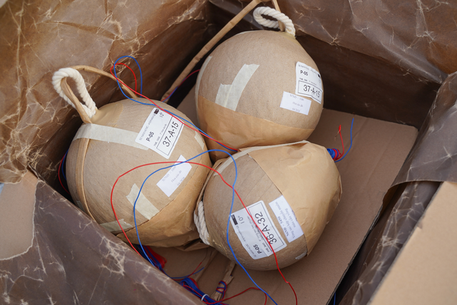 Ho Chi Minh City readies fireworks displays for 50th anniversary celebration tonight - Ảnh 5.