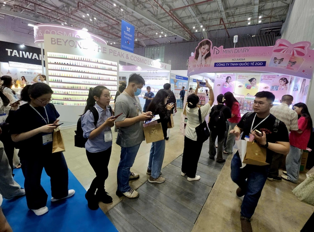 Global beauty brands eye opportunities in Vietnam- Ảnh 1.