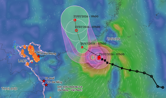 Storm Noul enters East Vietnam Sea- Ảnh 1.