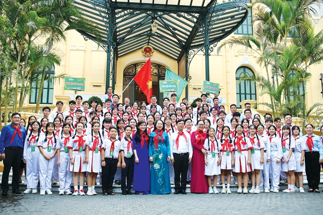 75 tr&aacute;i tim đập nhịp tự h&agrave;o qu&ecirc; hương đất nước - Ảnh 1.