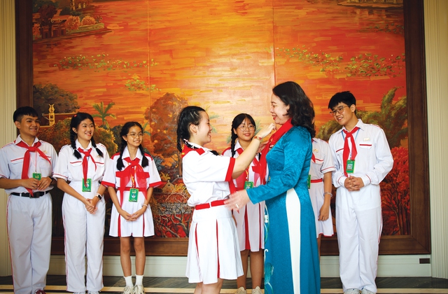 75 tr&aacute;i tim đập nhịp tự h&agrave;o qu&ecirc; hương đất nước - Ảnh 2.