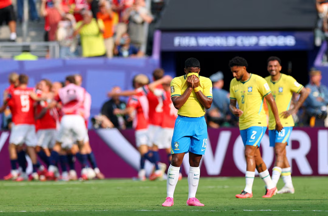 Haaland double as Norway stun Brazil to reach World Cup quarter-finals - Ảnh 7.