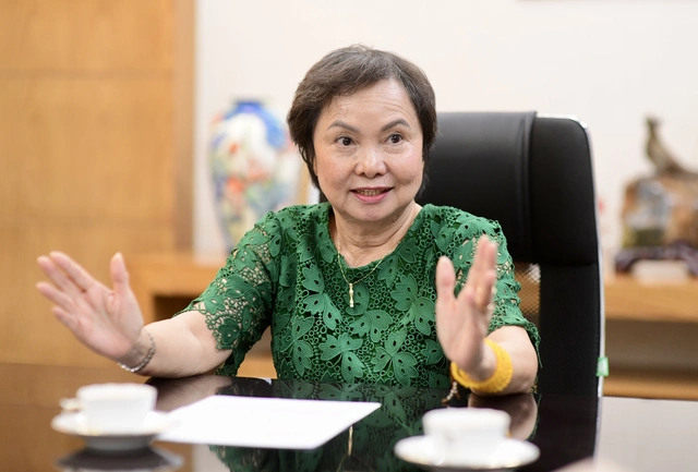 Vietnamese jeweler PNJ says 28,000 smuggled diamonds never entered its retail network - Ảnh 1.