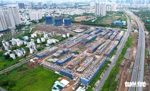 Green standards become essential for Vietnam's property sector to secure FDI: experts- Ảnh 2.