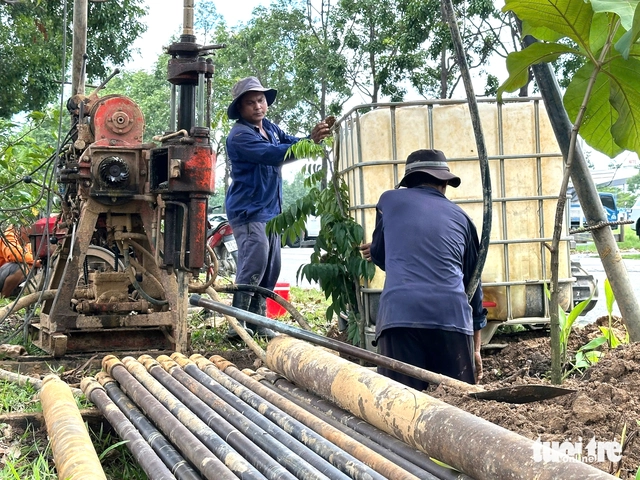 Geotechnical work begins for $2bn Ho Chi Minh City-Binh Duong metro project - Ảnh 2.