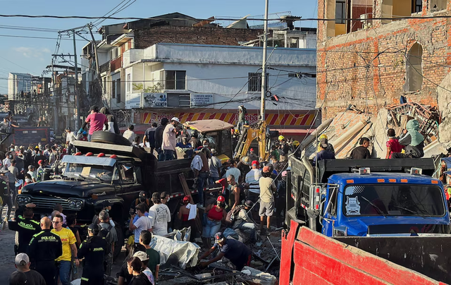 More than 100 killed after strongest quake this century hits western Colombia- Ảnh 6.