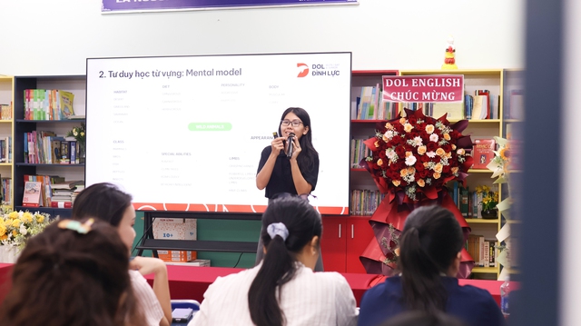 Almost 100 English teachers receive Linearthinking training in Ho Chi Minh City - Ảnh 1.
