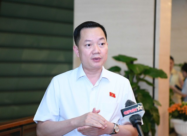 Vietnamese lawmakers urge stronger drone controls after Tan Son Nhat incident affected over 60 flights - Ảnh 1.