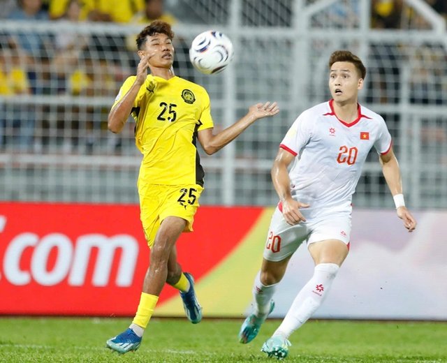 Vietnam take command with away win over Malaysia in ASEAN Cup semifinal first leg - Ảnh 1.