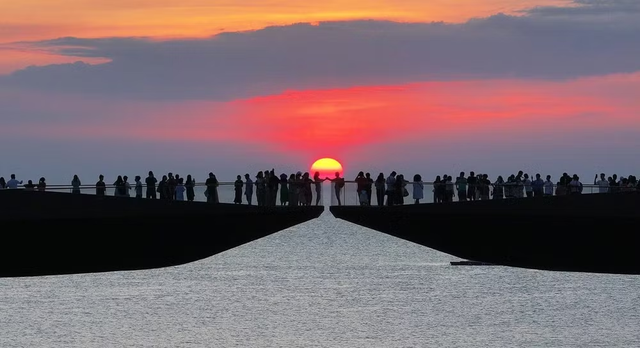 Vietnam finds ways to lure international tourists - Ảnh 1.