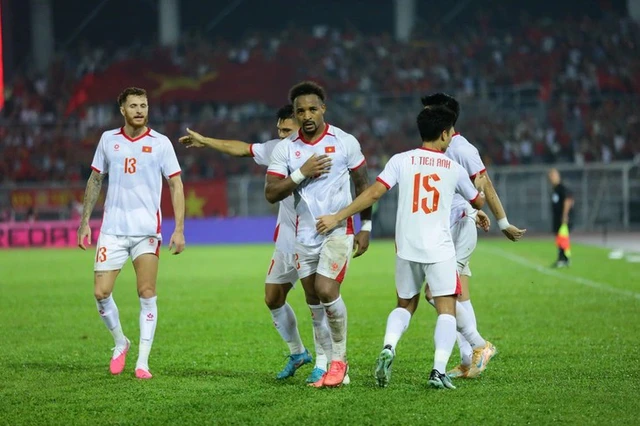 VAR: A deep dive into ASEAN Cup's tech drama - Ảnh 3.