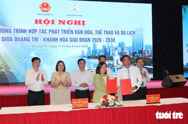 Vietnam’s Khanh Hoa, Quang Tri sign deals to boost tourism, cultural, sports ties- Ảnh 1.