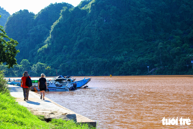 At Vietnam’s heritage site Phong Nha, red river carries centuries of legends - Ảnh 2.