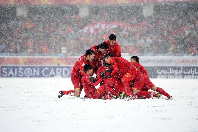 The Regional Pitch: How football shaped a modern Southeast Asian identity - Ảnh 2.