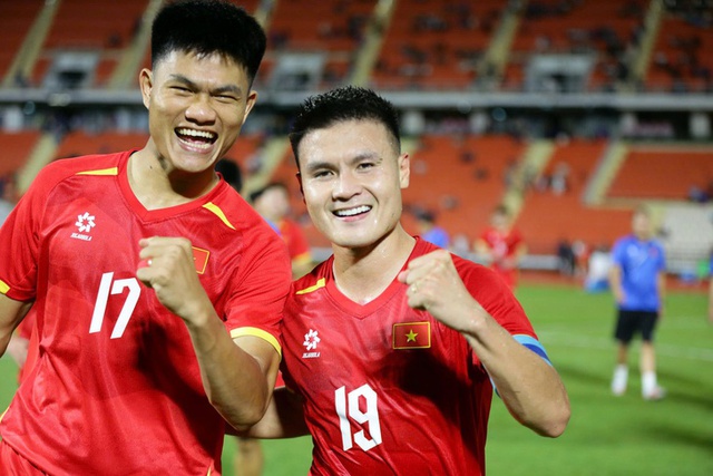 Vietnam’s football team seek to end 20-year winless run against Thailand at My Dinh Stadium - Ảnh 2.