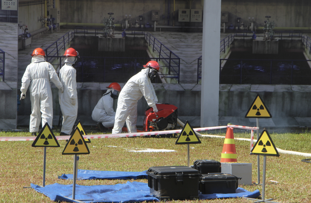 Da Nang tests response to radioactive water contamination - Ảnh 2.