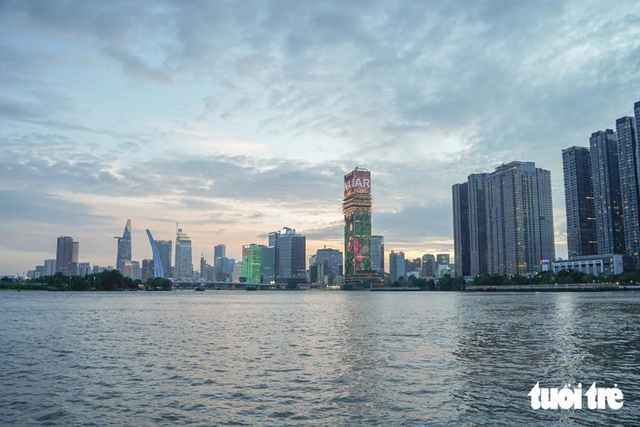 Ho Chi Minh City’s river bus fleet gets new open-air sightseeing boat- Ảnh 2.