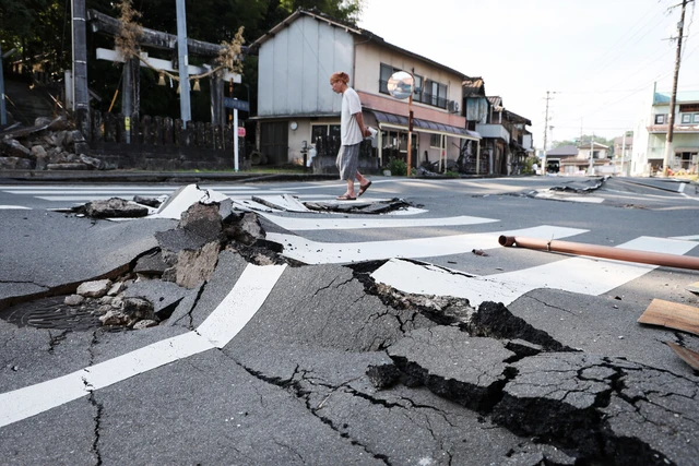 Record summer heat hits Kumamoto quake evacuees- Ảnh 3.
