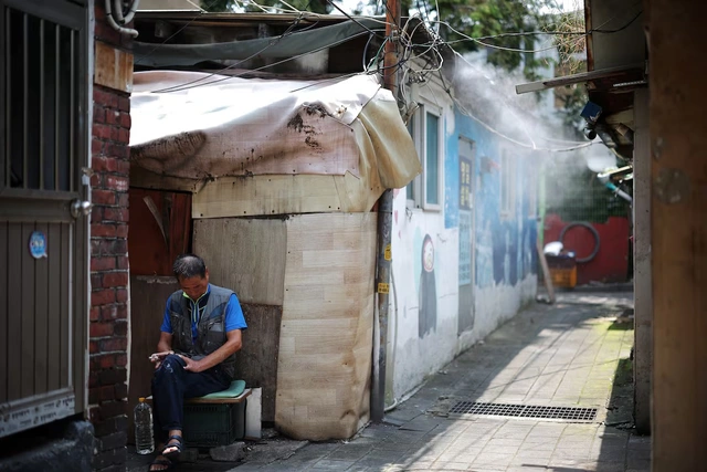 South Korea's Lee urges authorities to step up support as heatwave kills 16- Ảnh 2.
