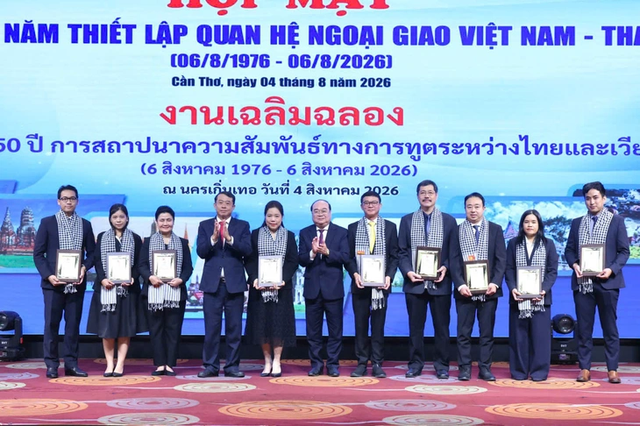 Vietnam’s Can Tho seeks Thailand partnership to develop river tourism, floating markets - Ảnh 2.