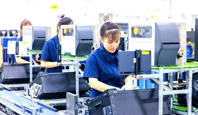 Vietnam and the 10% growth target - Ảnh 1.