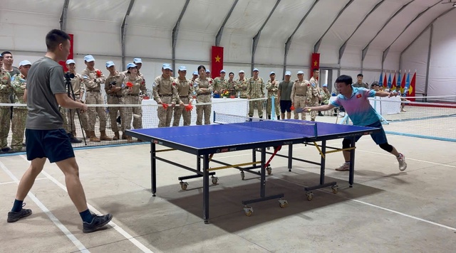 Vietnam, China peacekeepers strengthen ties through cultural, sports exchanges in Abyei- Ảnh 2.