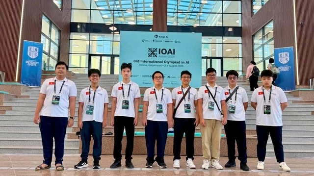 7 Vietnamese students win medals at International AI Olympiad- Ảnh 1.