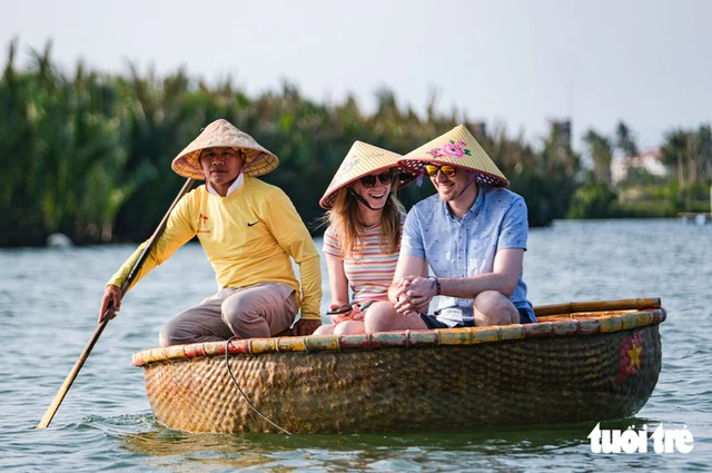 Vietnam sets 3 tourism growth scenarios, with top target of 50mn foreign visitors by 2030 - Ảnh 3.