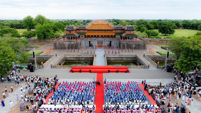 11 most beautiful places in Vietnam named on British newspaper- Ảnh 1.