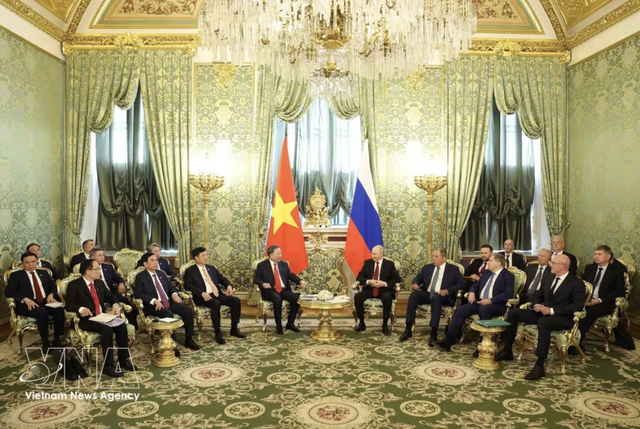 Vietnam top leader’s visits to Russia, France achieve comprehensive, substantive results: FM- Ảnh 1.