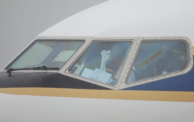 Thai King and Queen fly their own plane to Hanoi for state visit - Ảnh 3.