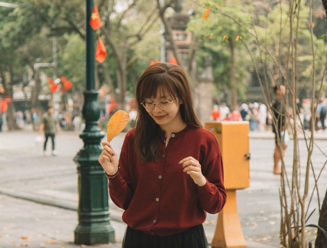 How to experience Hanoi in autumn in one day - Ảnh 9.