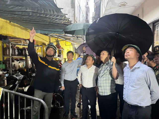 Hanoi house fire leaves 5 dead- Ảnh 2.