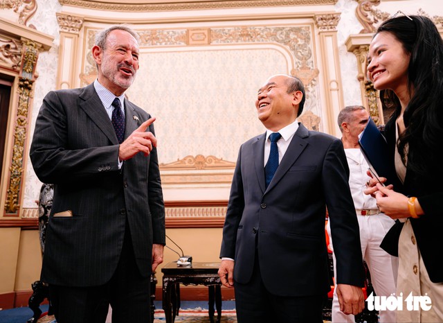 Ho Chi Minh City, Italy discuss maritime security, sustainable supply chains - Ảnh 4.