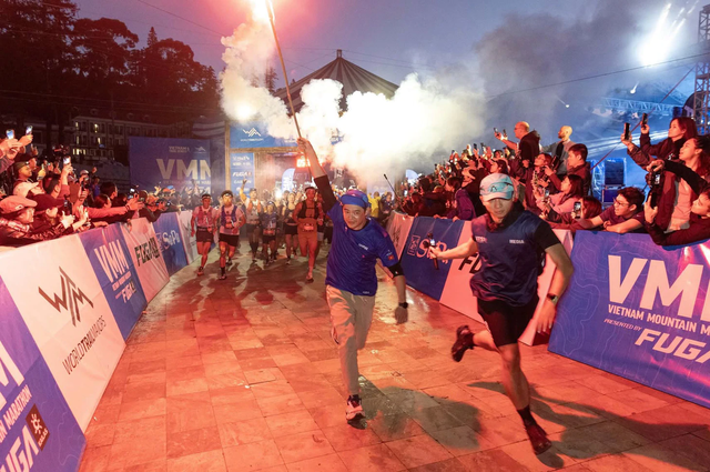S.Korean runner wins 160km race as 5,300 take on Vietnam’s toughest trail race - Ảnh 9.